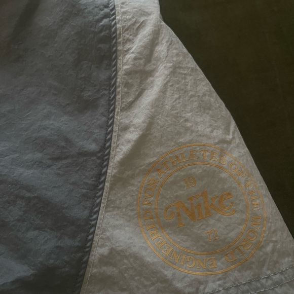 Retro Nike high waisted skirt - Picture 5 of 6